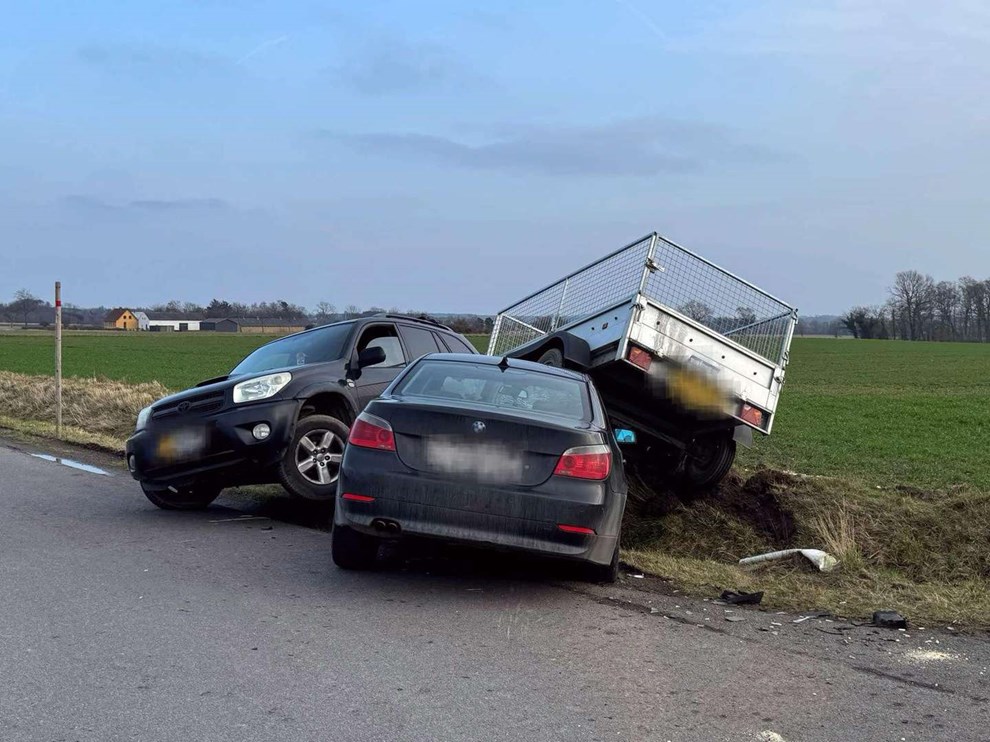 Uheld: Ville overhale venstresvingende