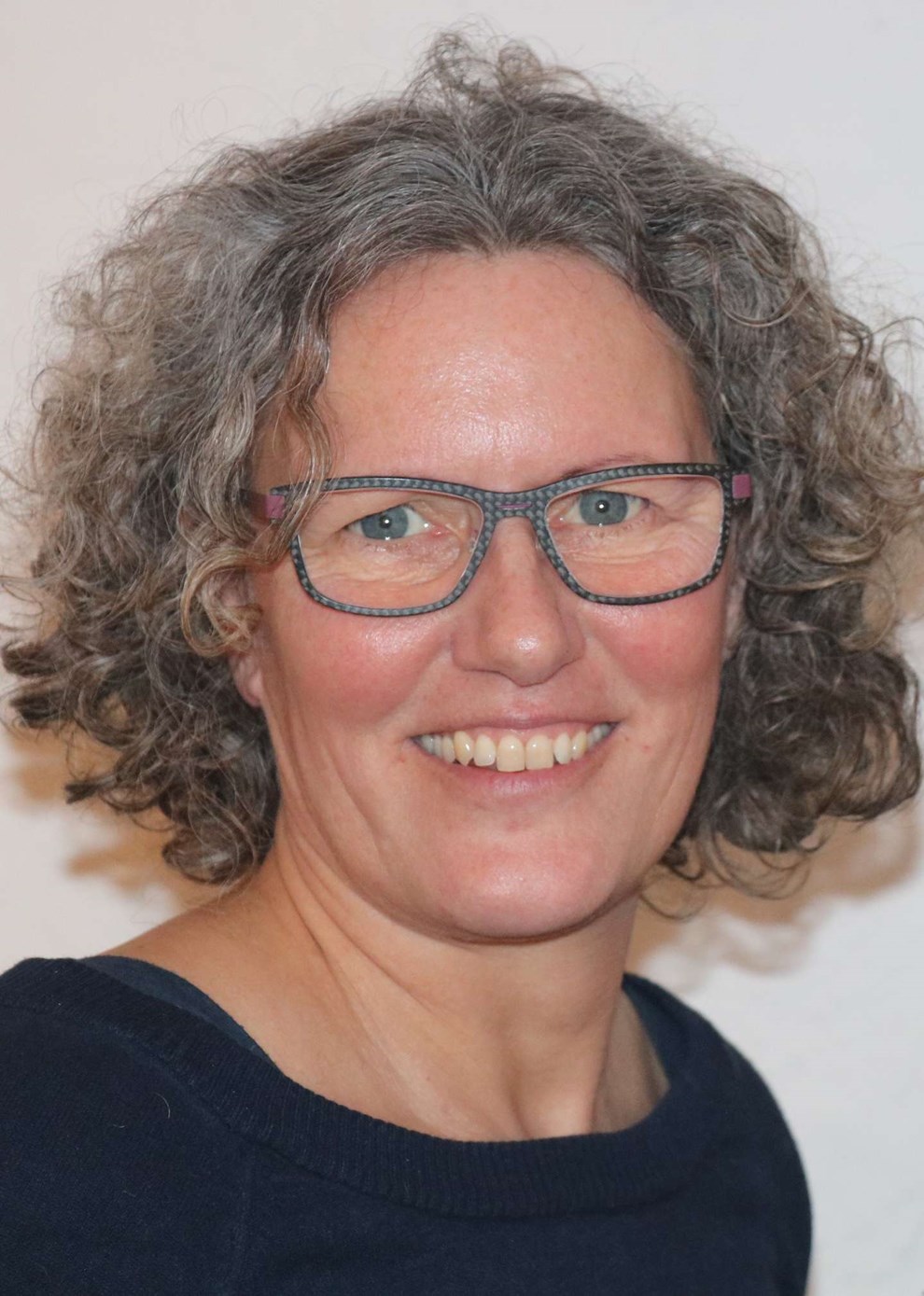 Carina skal passe R�nnes d�de