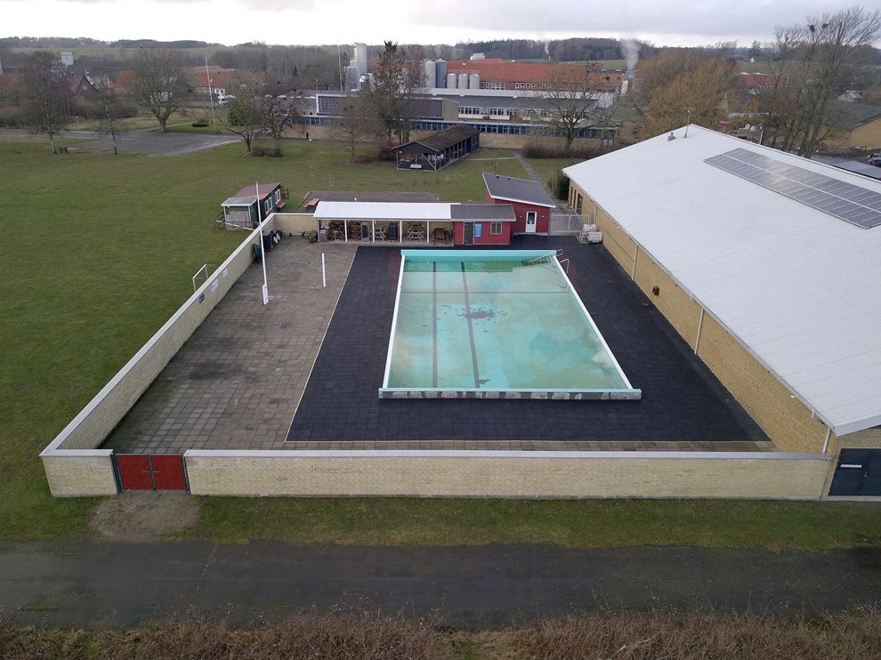 P� tynd is i Klemensker