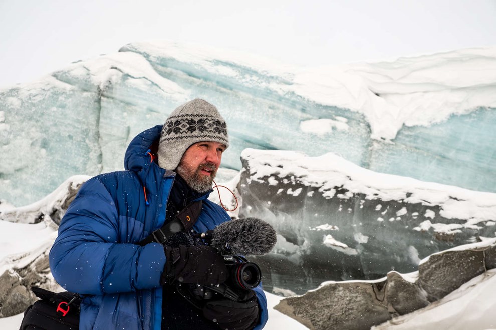 Chili con carne p� k�kkengulvet med Kennie