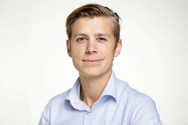 Spidskandidat beroliger bornholmerne: Mange vil k�mpe for jer