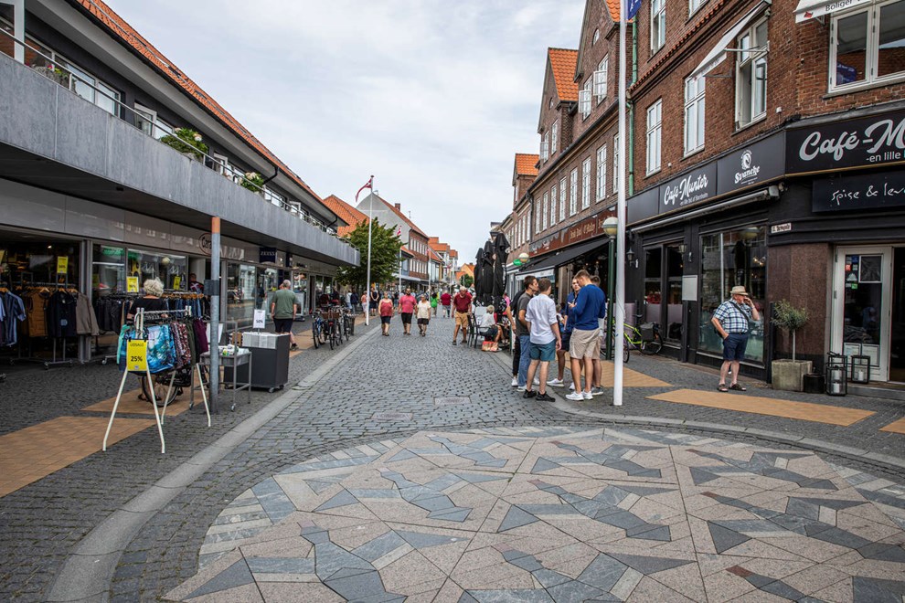 Bornholm g�r imod tendensen, mens resten af landet mister butikker