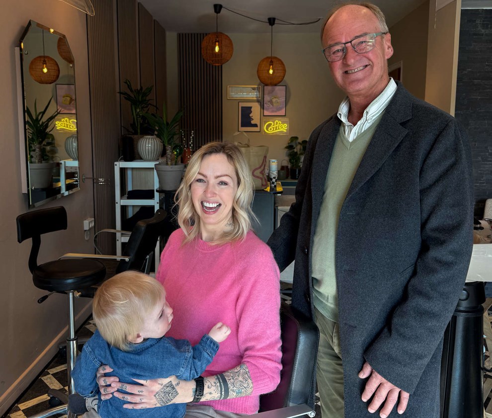 Frisr Jans aflser er i gang