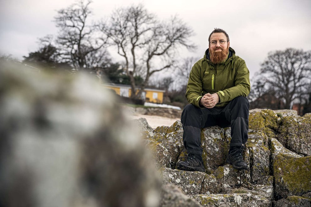 Inden S�ndag: Ukrudtet tr�nger ind