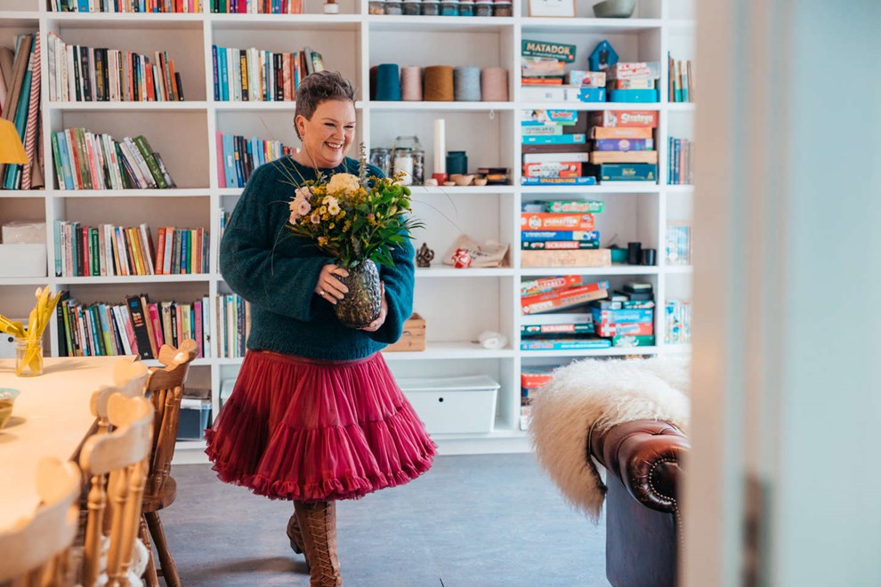 Lever af at s�lge fred og ro