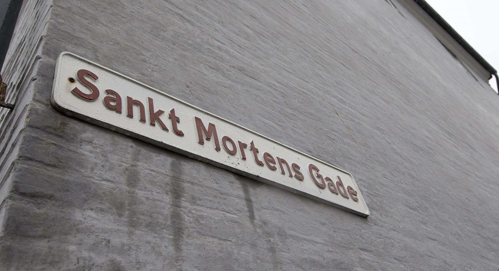 Fra �n med ni liv til �n med korte ben 