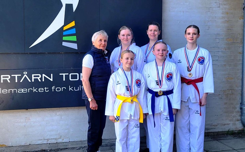 Succesrig Fynstur for fem taekwondo-piger