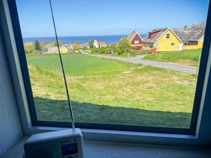 Tejn Vandv&aelig;rk, som leverer vand til 1.088 andelshavere, er nok det vandv&aelig;rk p&aring; Bornholm, som har den bedste udsigt.