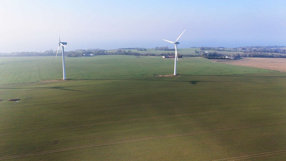 Få har for meget...? Få har for meget...?