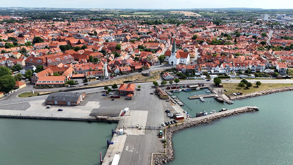 Havneudvidelse: Tvangsindlagt til st�j