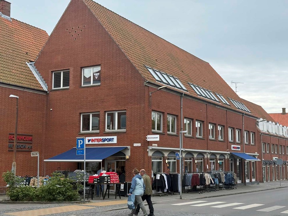 St�rre erhvervsejendom til salg