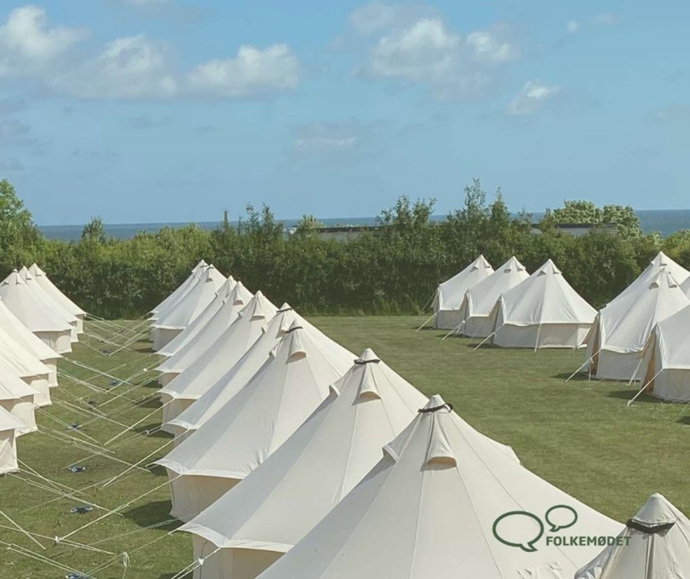 Folkem�det melder udsolgt