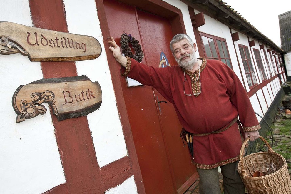 Vikingen fra Aaker springer pattegrisen over