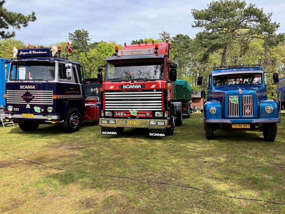 Gamle og nye lastbiler kommer til trf