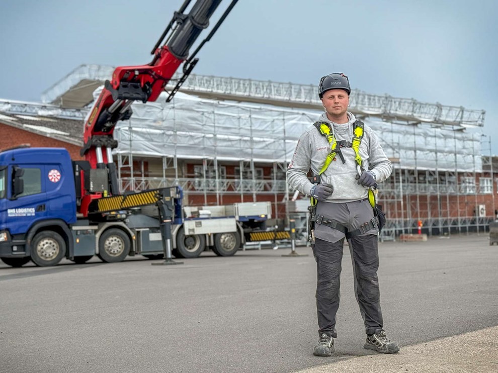 Bl�st bagover af sp�rgsm�l: Skal der v�re koncert her? 