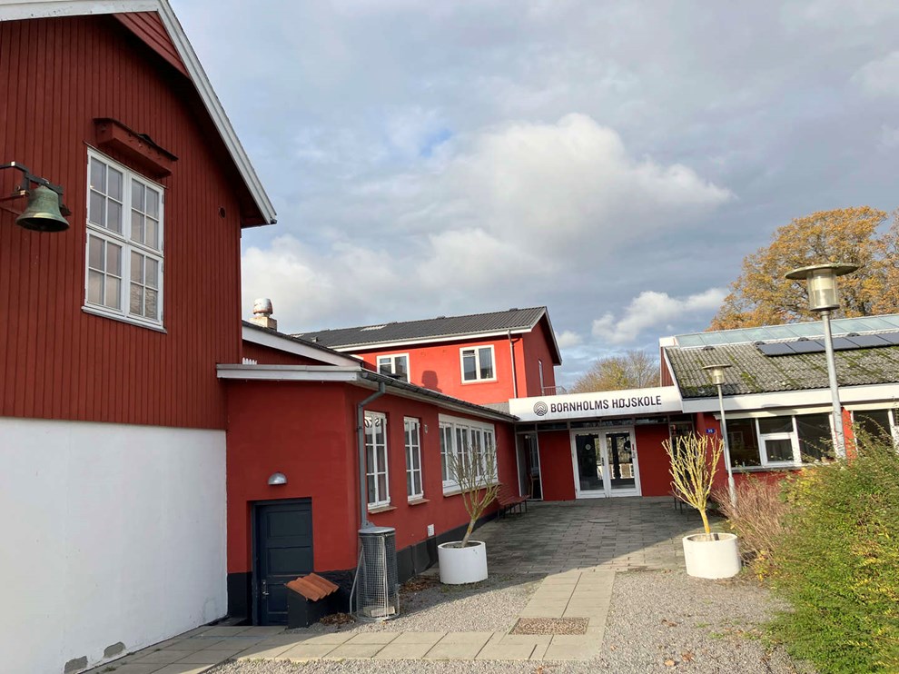 H�jskolen har overskud til at investere 