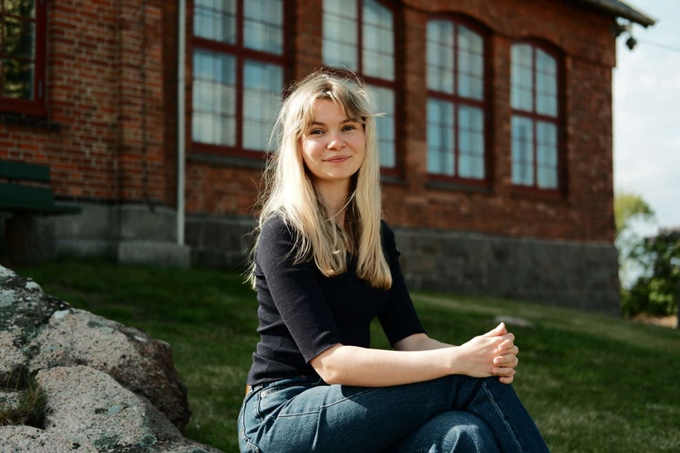 Aldrig v�ret med: Nu er hun ansat af Folkem�det