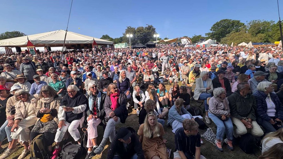 Folkem�det er �bnet: T�nk hvis republikanere og demokrater m�dtes her 