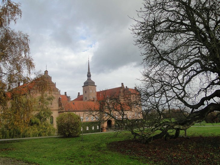 Holckenhavn ved Nyborg blev kaldt Ellensborg, da Ellen Marsvin m&aring;tte afh&aelig;nde Marsvinsholm til Sverige.