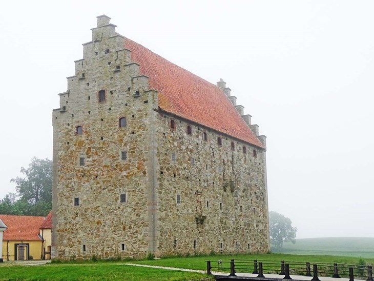 Glimmingehus i Sk&aring;ne blev af Danmark for&aelig;ret til Sverige