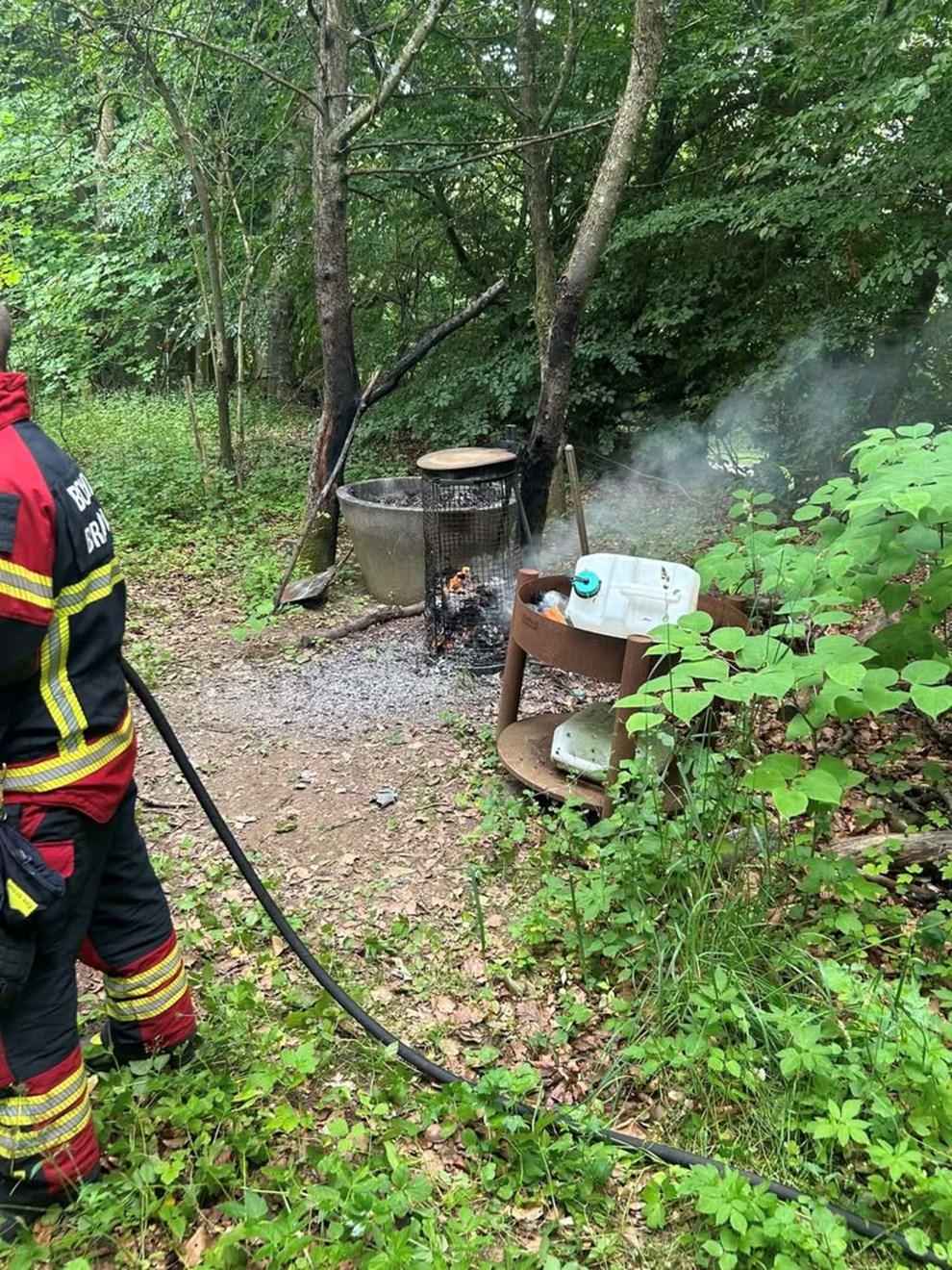 Opdagede ild p� Segenvej