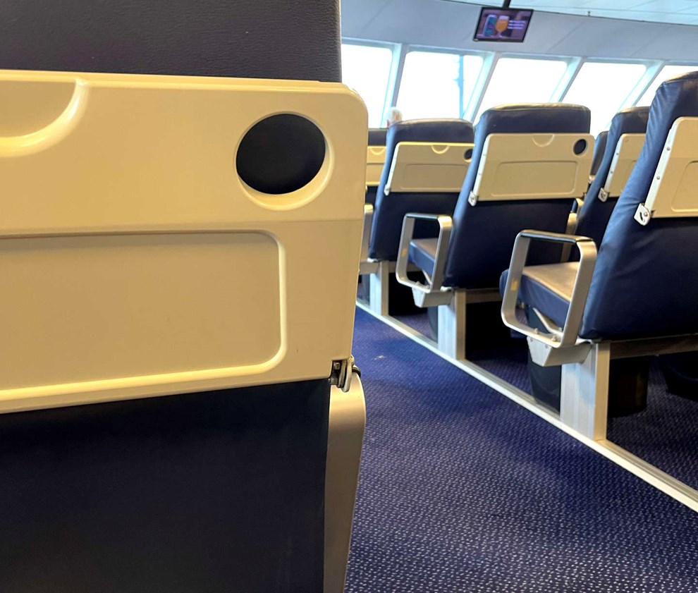 F�rgens nye buffet efterlader passagerer uden bord