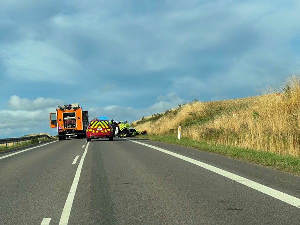 Person fl�jet til Rigshospitalet efter sammenst�d