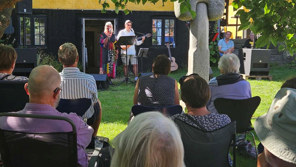 Sange og viser i haven