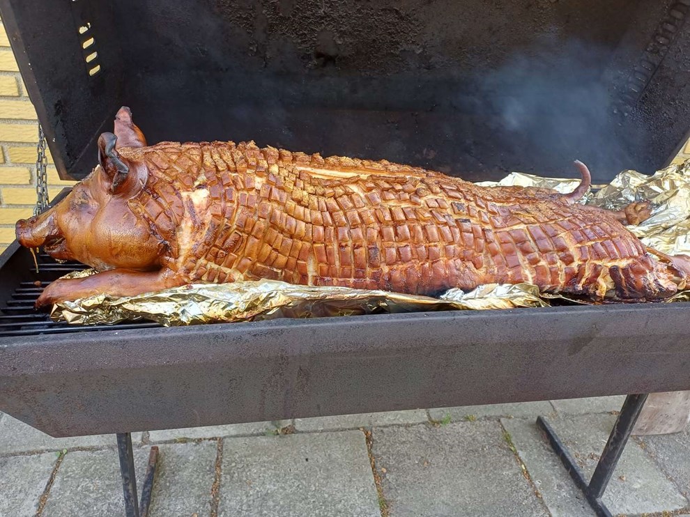 Sluttede af med grillet gris