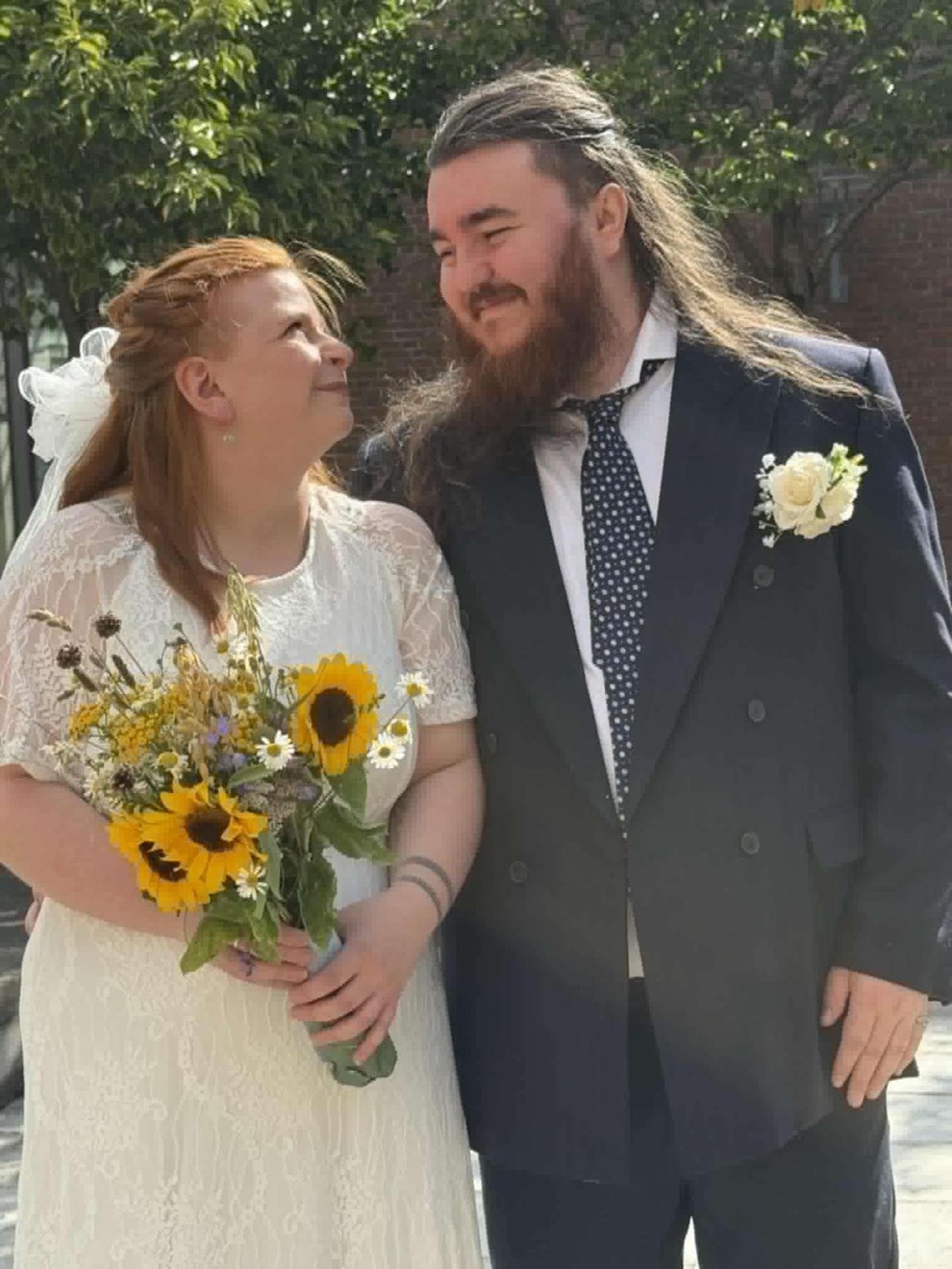 Bryllup: Julia og Emil viet på Køge Rådhus Bryllup: Julia og Emil viet på Køge Rådhus