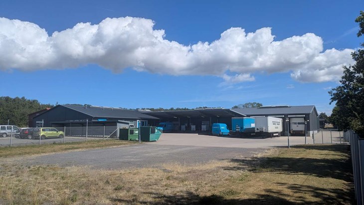 Postnord Danmark har solgt sit tidligere distributionscenter i R&oslash;nne til Trefor. Foto: Trefor