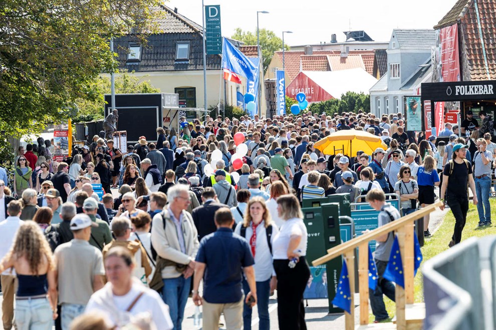En tur p� Folkem�det kostede Ystad 111.000 svenske kroner