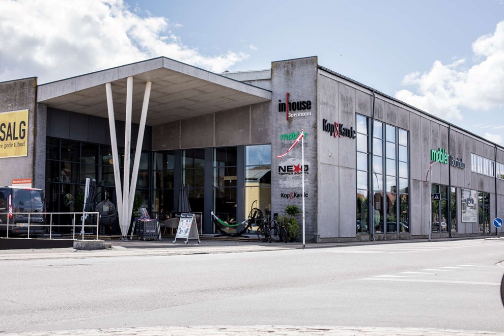 M�belhus s�lger ud - og direkt�ren jagter nyt job