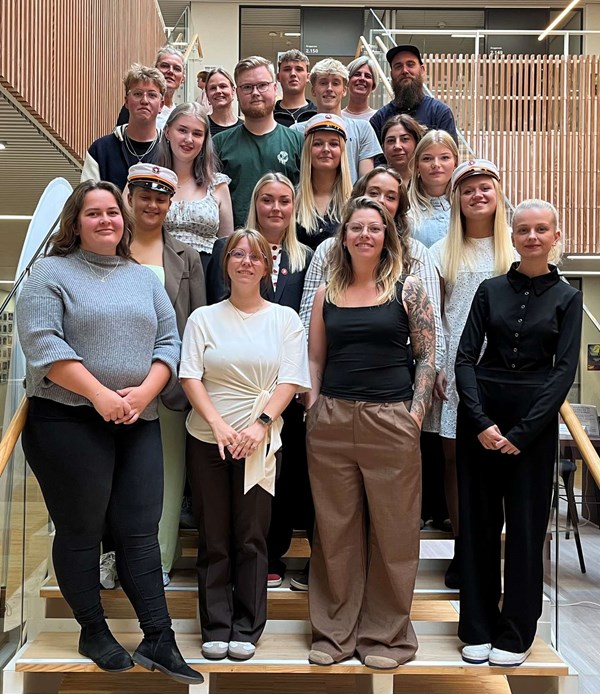 16 nyuddannede klar til arbejdsmarkedet