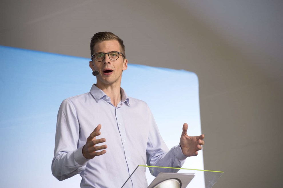 Hvor mange stillinger vil I fjerne på Bornholm? Hvor mange stillinger vil I fjerne på Bornholm?