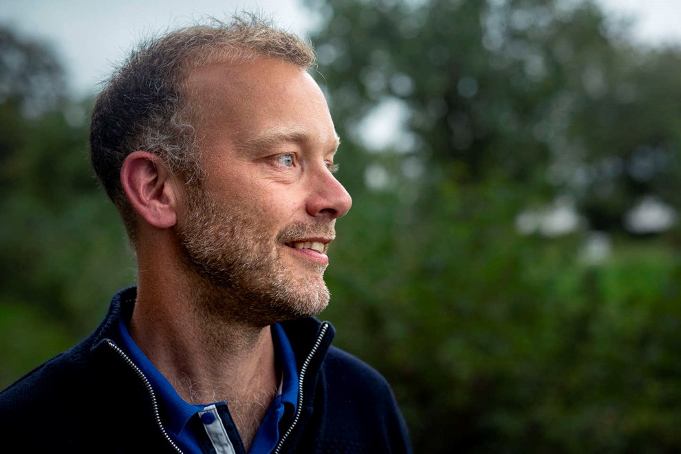 De griner af Frederik, når han fortæller om sine drømme  De griner af Frederik, når han fortæller om sine drømme
