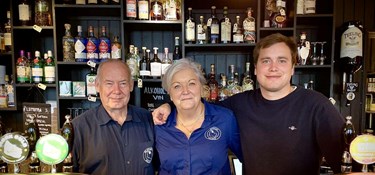 Jonas mødte tilfældigt Kim på Bofa - nu overtager han Ølstauan