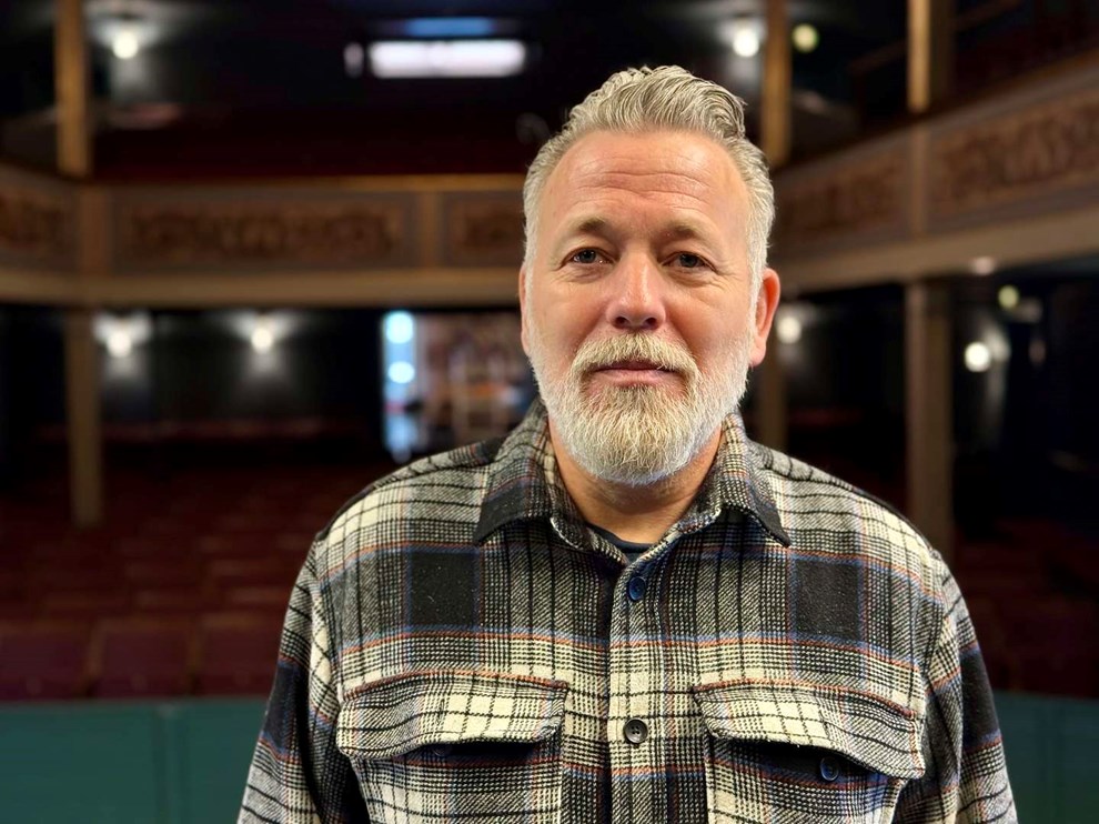 Nu er det Sebastian, der trkker i snorene