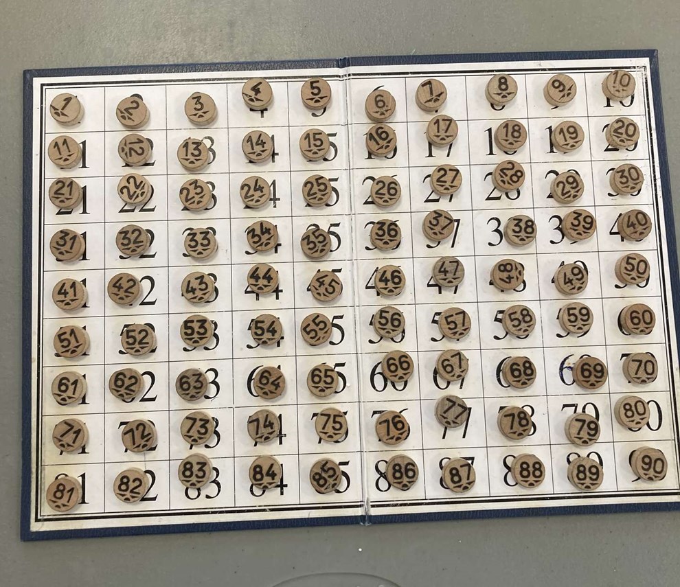 Nu kryber de indendørs Nu kryber de indendørs