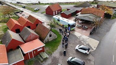 Lang kø hele formiddagen