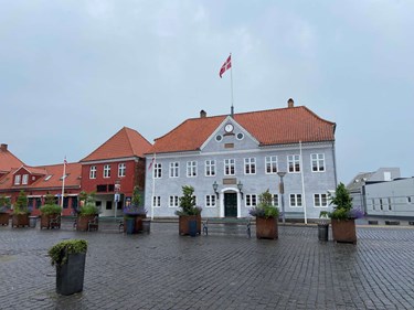 Fngselsstraf for 27 kriminelle forhold