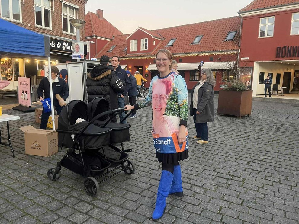 Dagens billede: Ny mde at fre valgkamp p