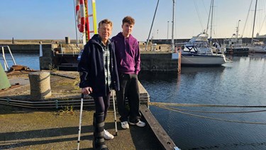 Teenager reddede 71-rige Nik fra at drukne