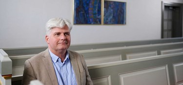 Grænsen mellem magt og mening