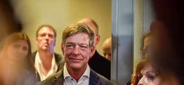 ’Det begynder at handle om, hvem der tør gå i seng med den mest radikale først’