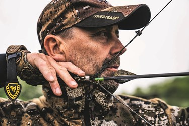 Orla gr p jagt med bue og pil