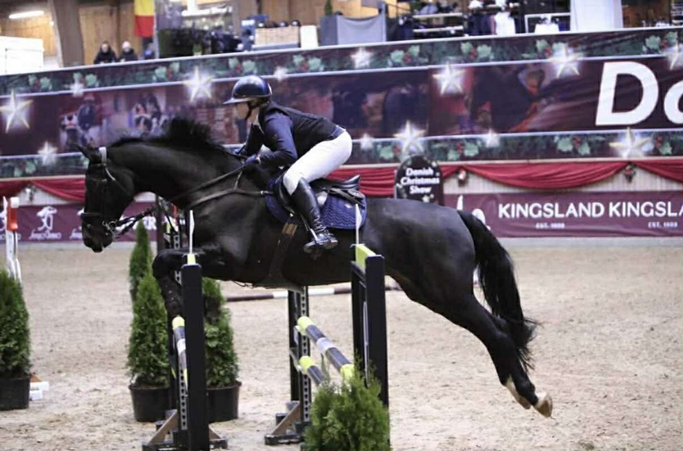 Bornholmsk rytter i topform ved stort springstvne i Aarhus