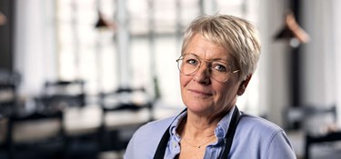 Hun satte kroen til salg. Alligevel holder Margrethe fast