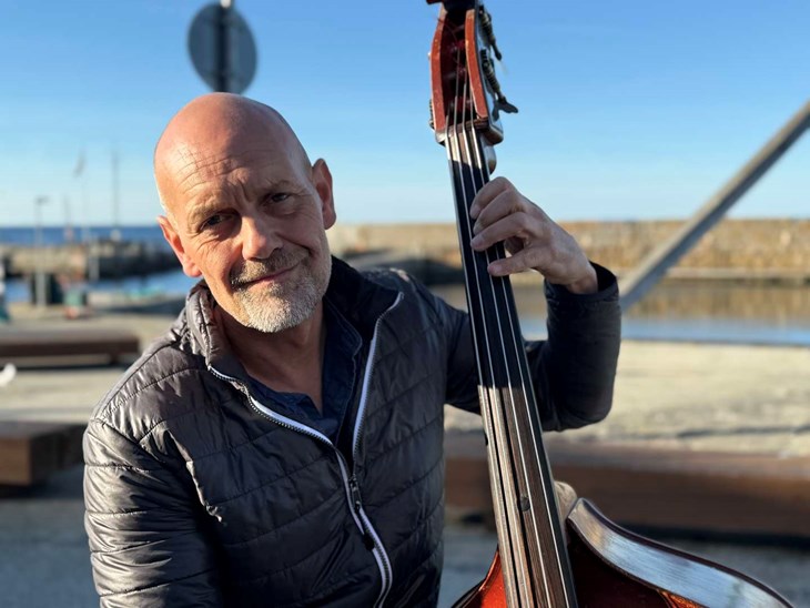 Dannie Rise har fundet et musikalsk f&aelig;llesskab p&aring; Bornholm, som han ikke er klar til at sige farvel til. Arkivfoto: Anette Vestergaard
