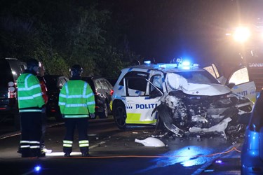 Voldsom biljagt i Allinge: Her er anklageskriftet